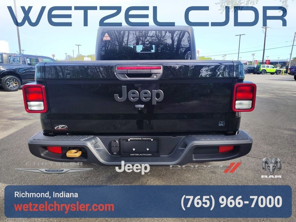 New 2026 Black Clear-Coat Exterior Paint Jeep 85th Anniversary Edition image 6