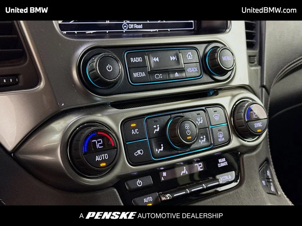 2017 Chevrolet Suburban Premier - Photo 11