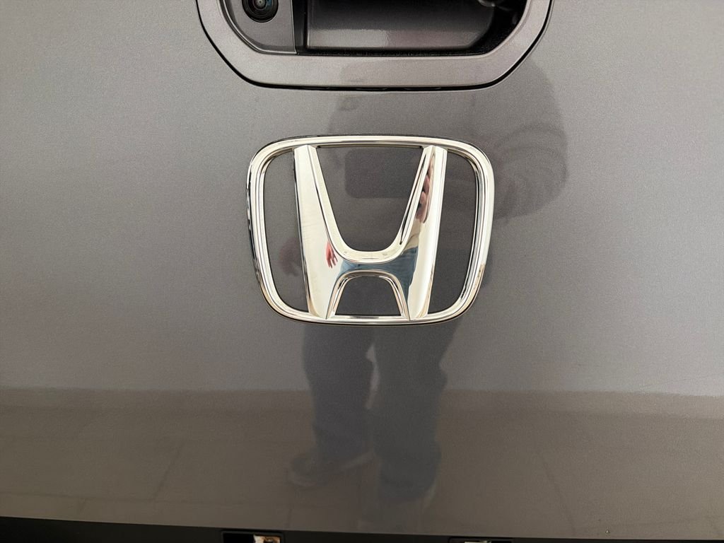 Used 2023 Modern Steel Metallic Honda RTL image 33