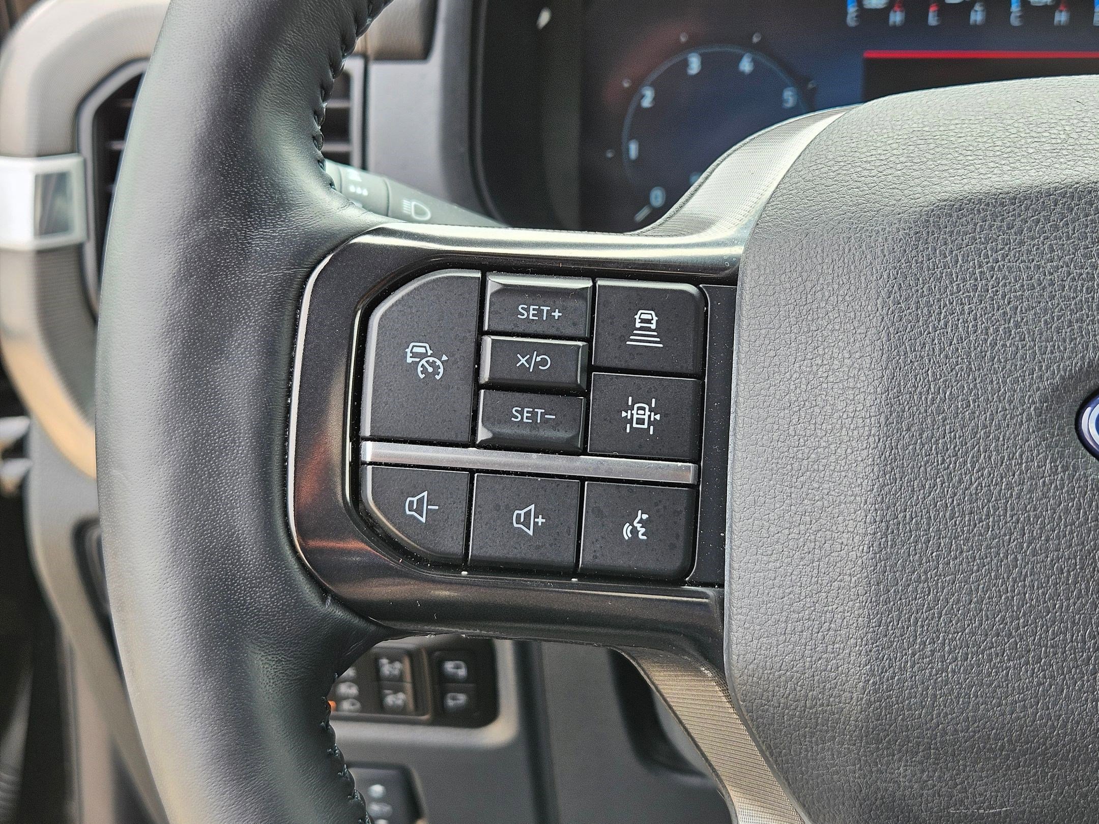 Certified Used 2025 Blue Ford Platinum image 16
