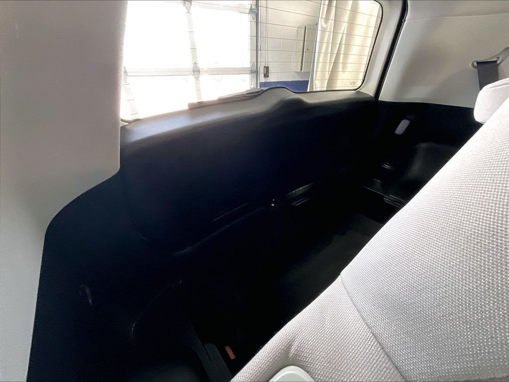 Used 2025 White Kia LX image 17