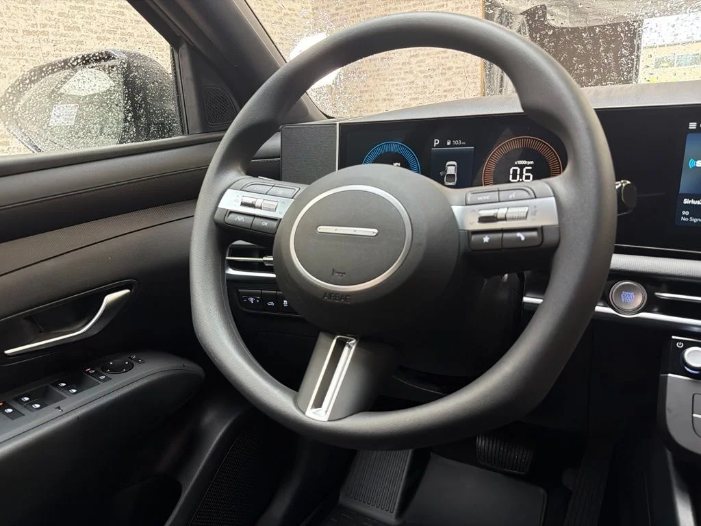 New 2027 Hampton Gray Hyundai SE image 17