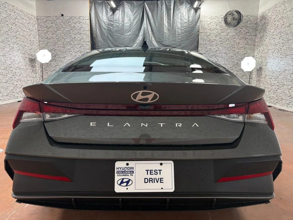 New 2026 Amazon Gray Hyundai SE image 6