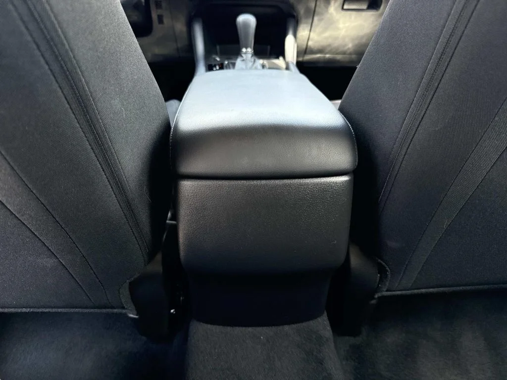 Used 2025 White Mazda 2.5 S image 24
