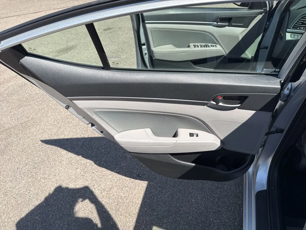 Used 2018 Symphony Silver Hyundai Value Edition image 31