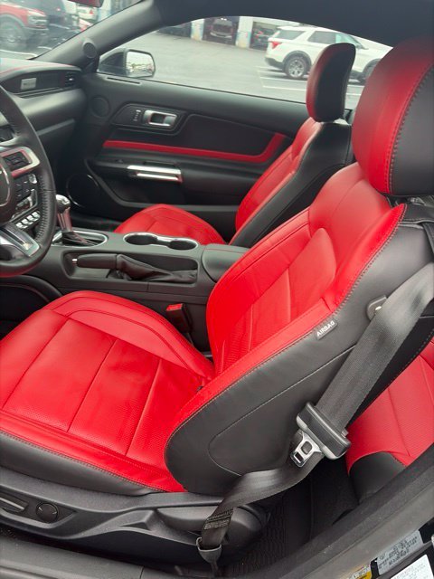 Used 2021 Shadow Black Ford GT Premium image 16
