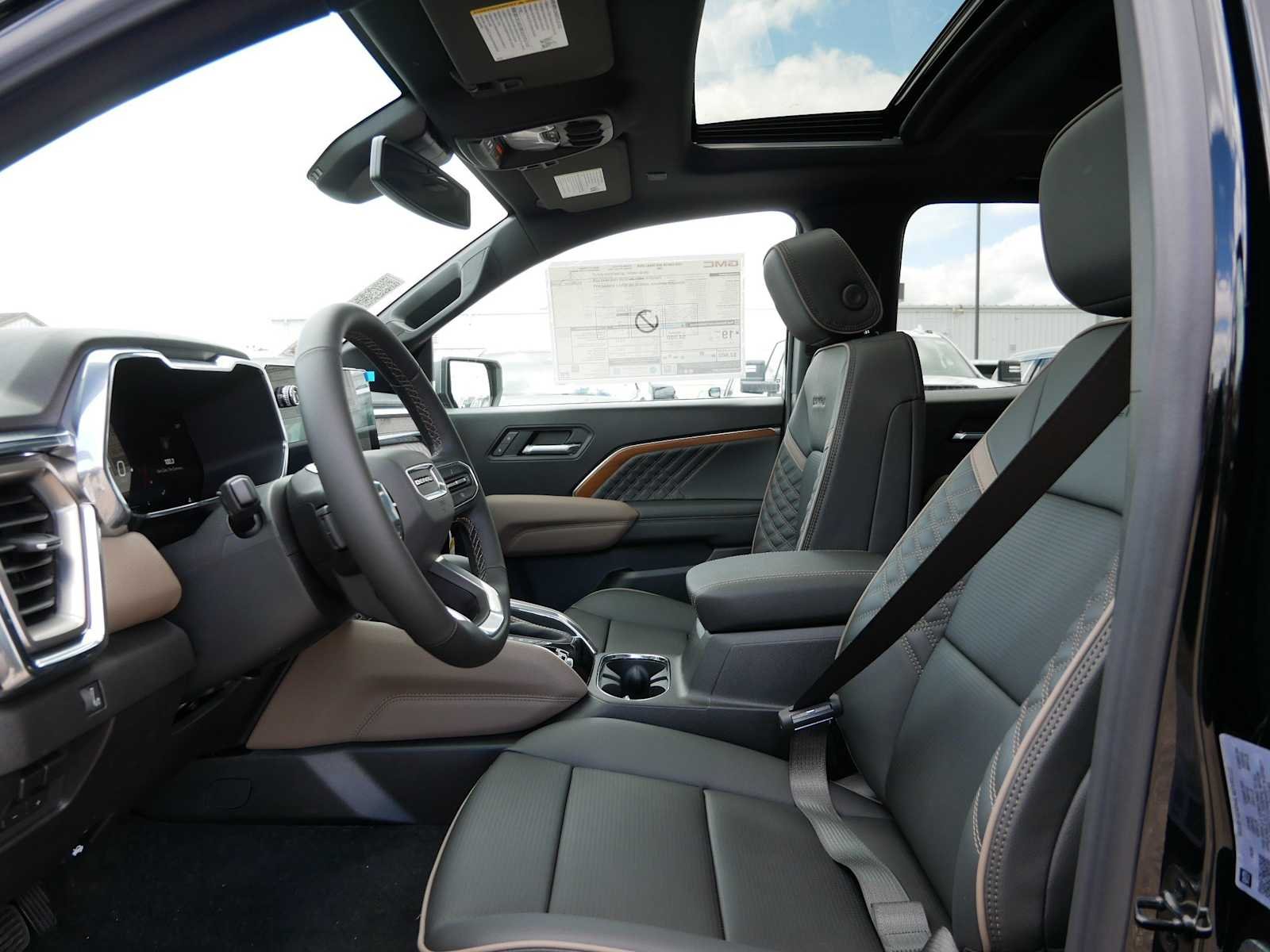 2026 GMC Canyon Denali - Photo 11