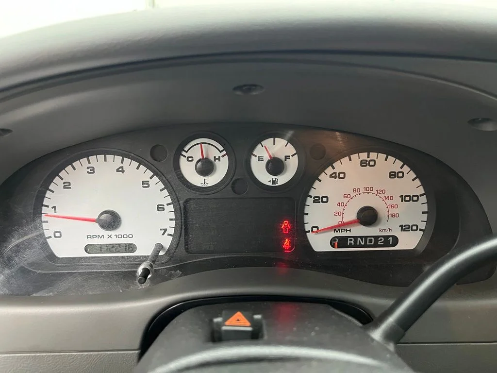 Used 2010  Ford XLT image 18
