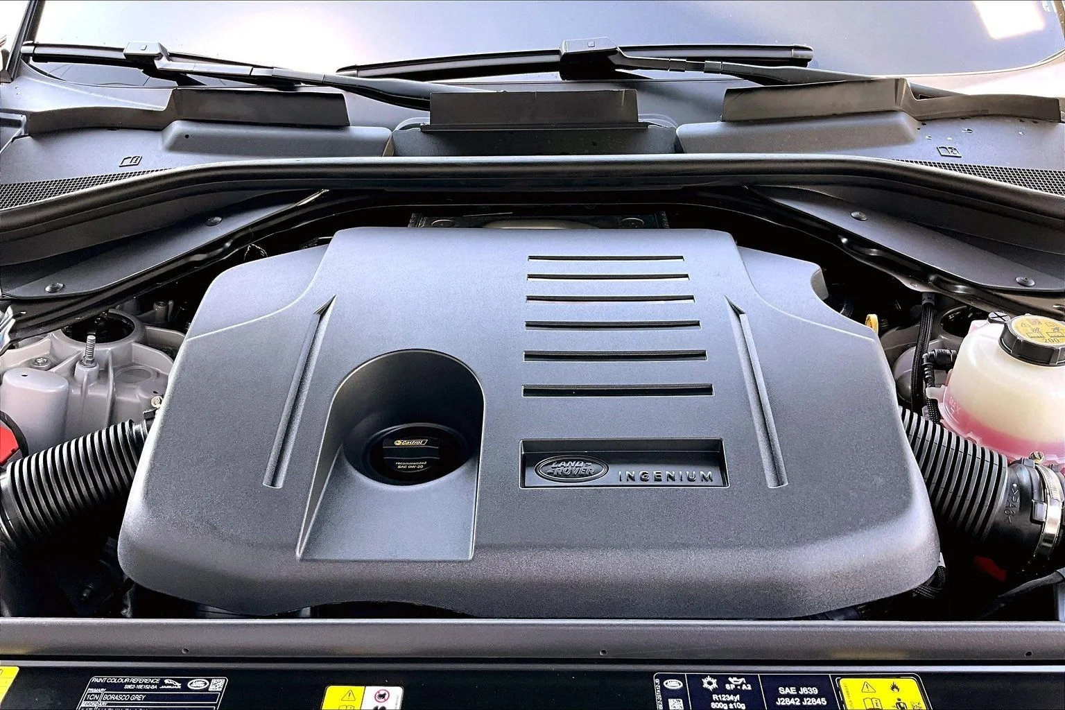 New 2026 Borasco Grey Land Rover SE image 11