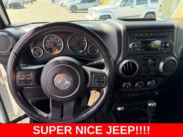 Used 2017 Bright White Clea Jeep Sport image 16