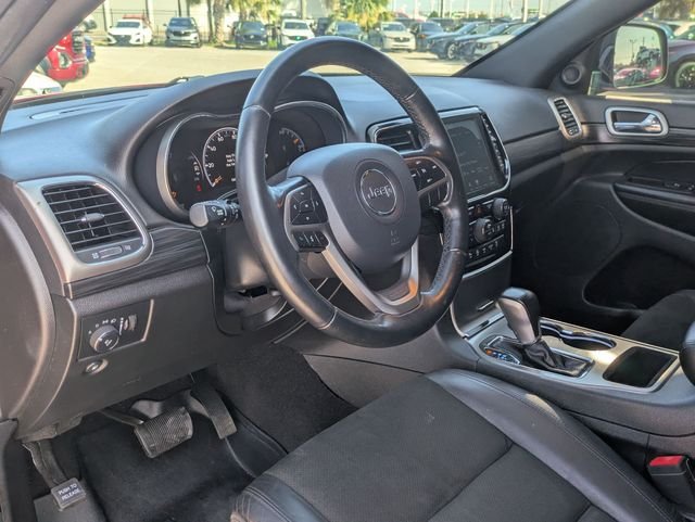 Used 2021 Red Jeep Laredo X image 28