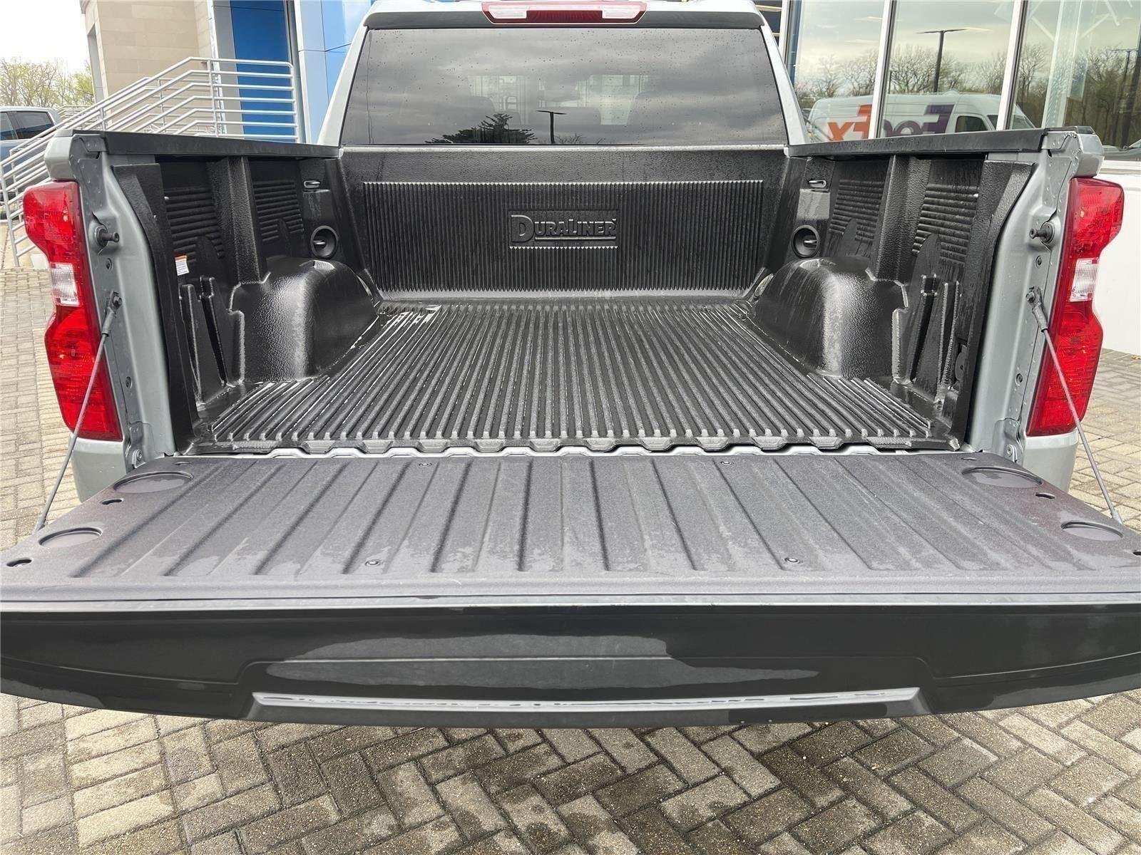 2025 Chevrolet Silverado 1500 LT - Photo 40