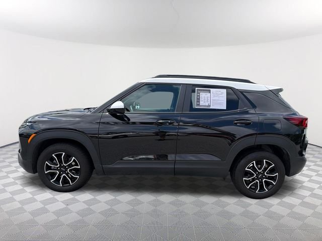 Used 2025 Black Chevrolet ACTIV image 8