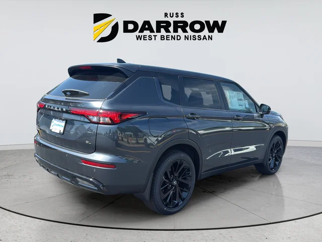 New 2026 Gray Nissan SL image 5