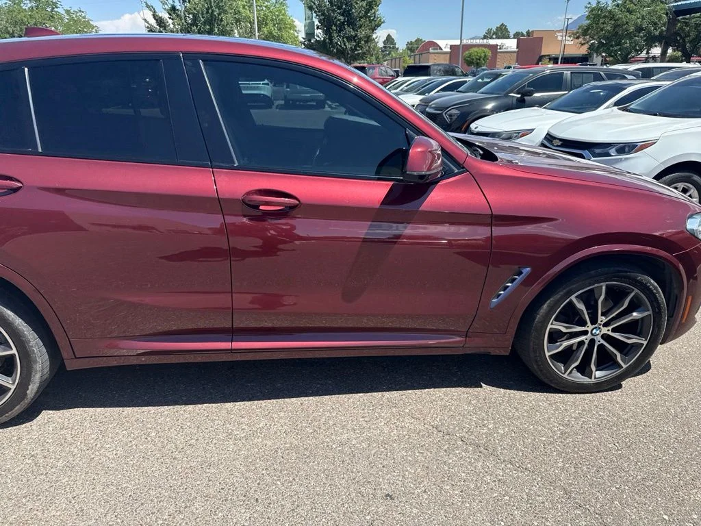 Used 2022 Red BMW xDrive30i image 21