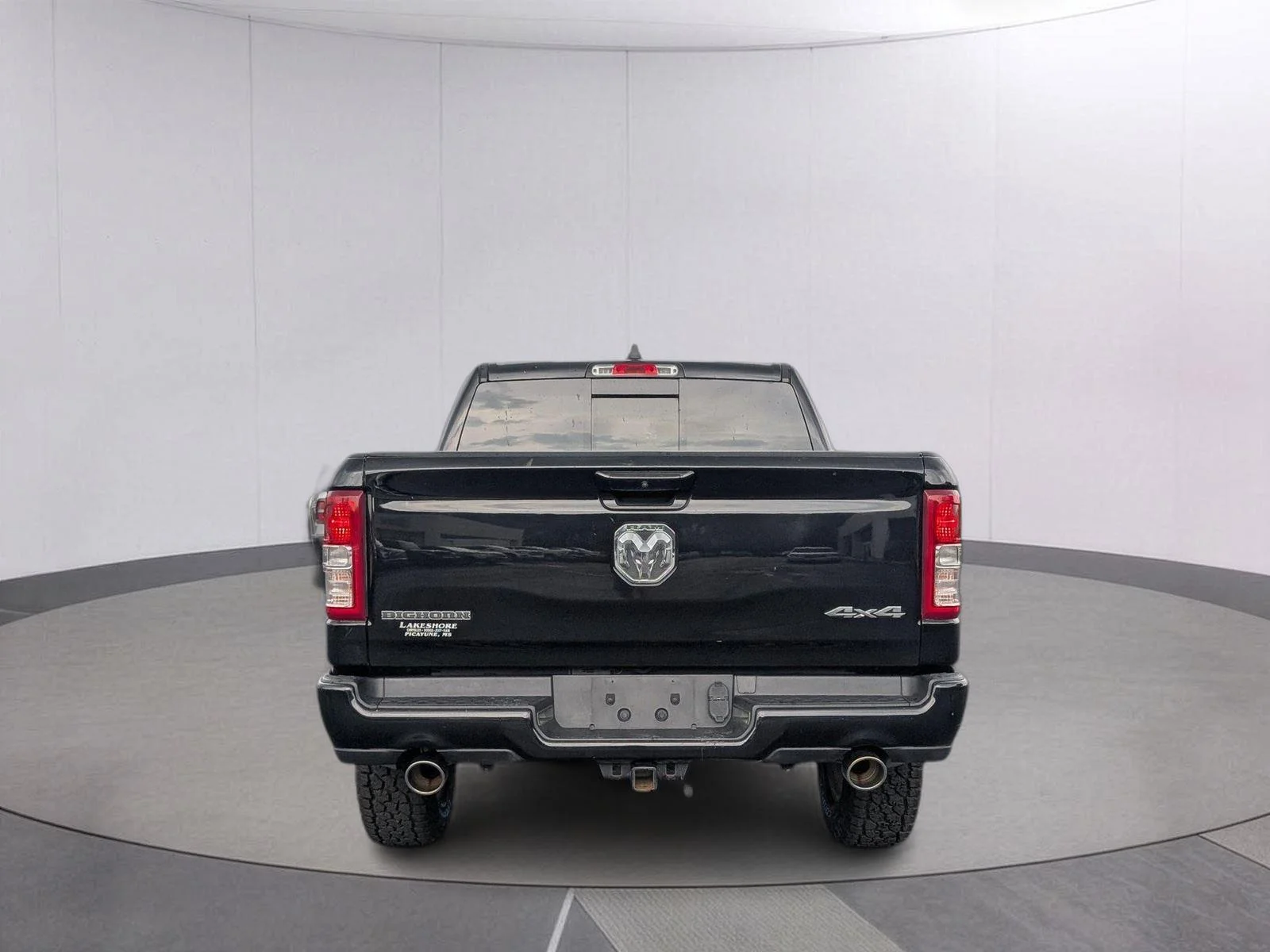 Used 2020 Diamond Black Crystal Pearlcoat Ram Big Horn image 4