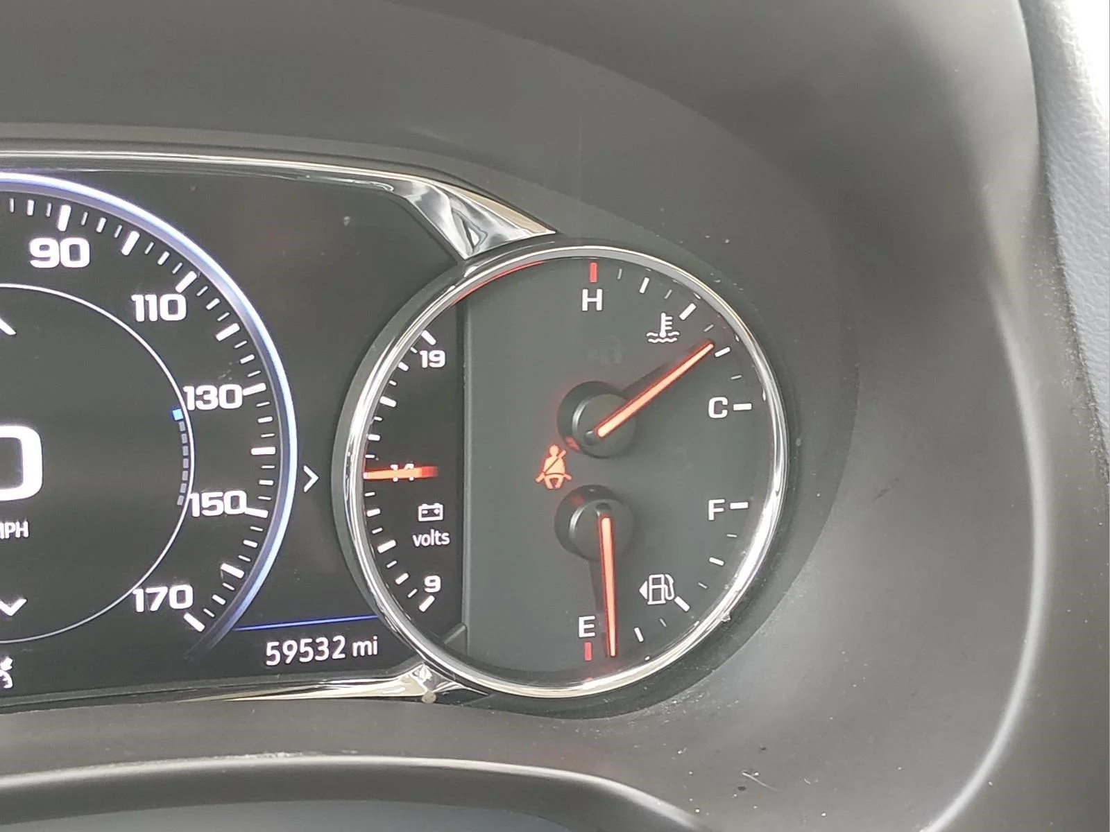 Used 2024 White Frost Tricoat GMC Denali image 30