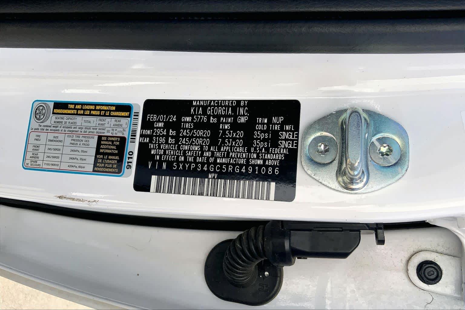 Used 2024 Glacial White Pearl Kia EX image 36