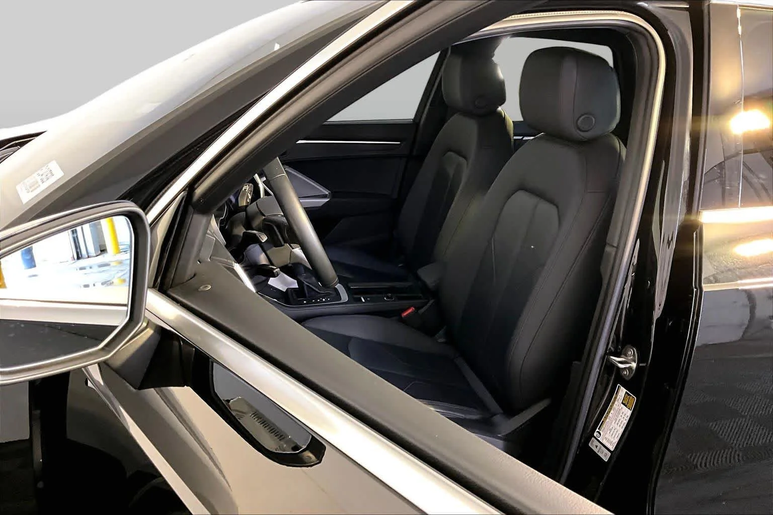Certified Used 2024 Mythos Black Metallic Audi S line Premium image 9