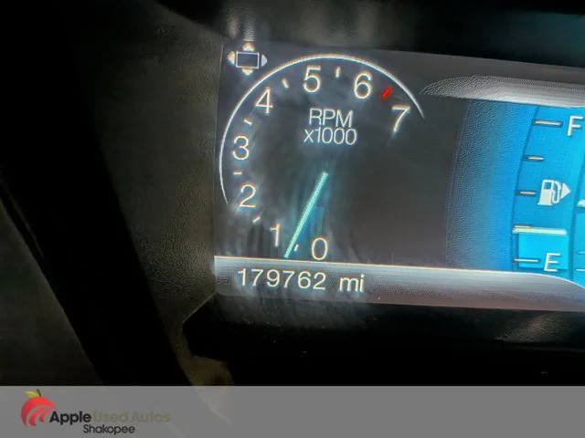 Used 2015 Silver Ford XLT image 17