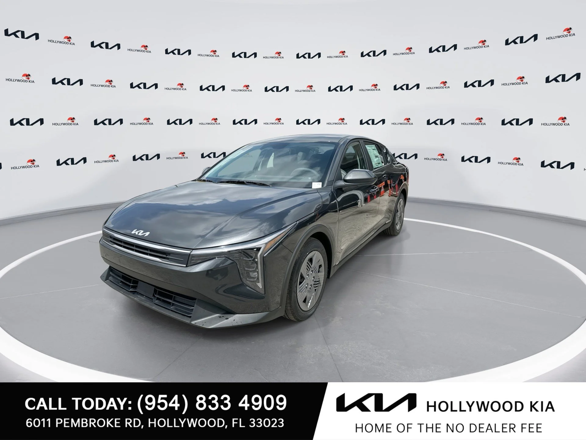 New 2026 Interstellar Gray Kia LX image 4