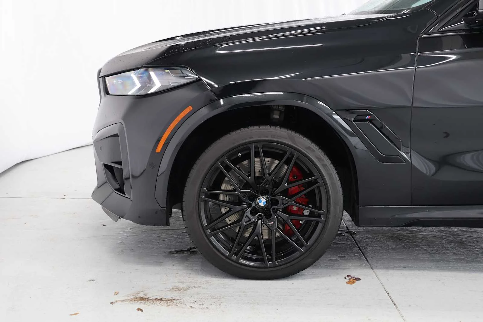Certified Used 2024 Black Sapphire Metallic BMW  image 8
