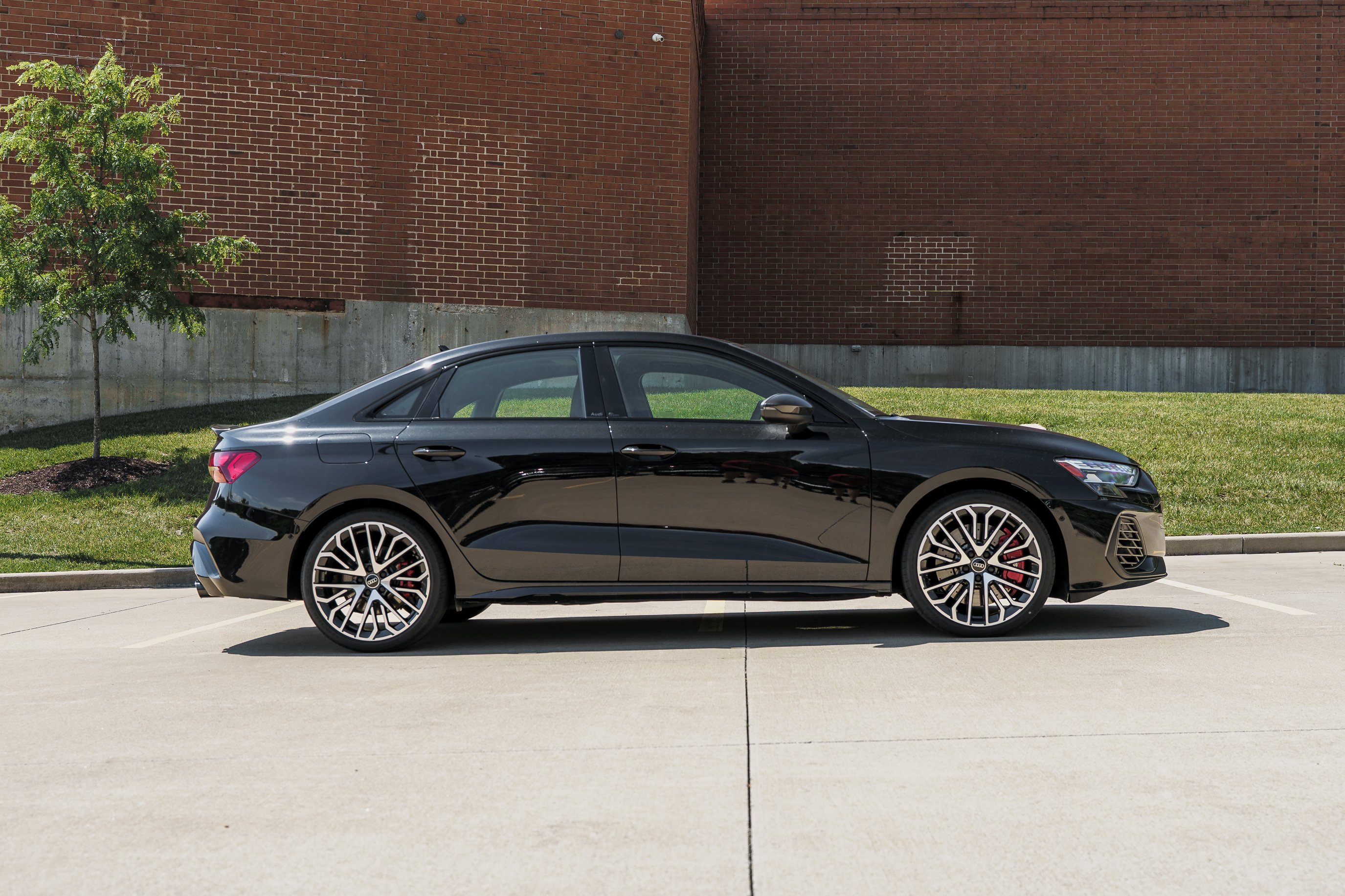 Used 2025 Mythos Black Metallic Audi Premium Plus image 3