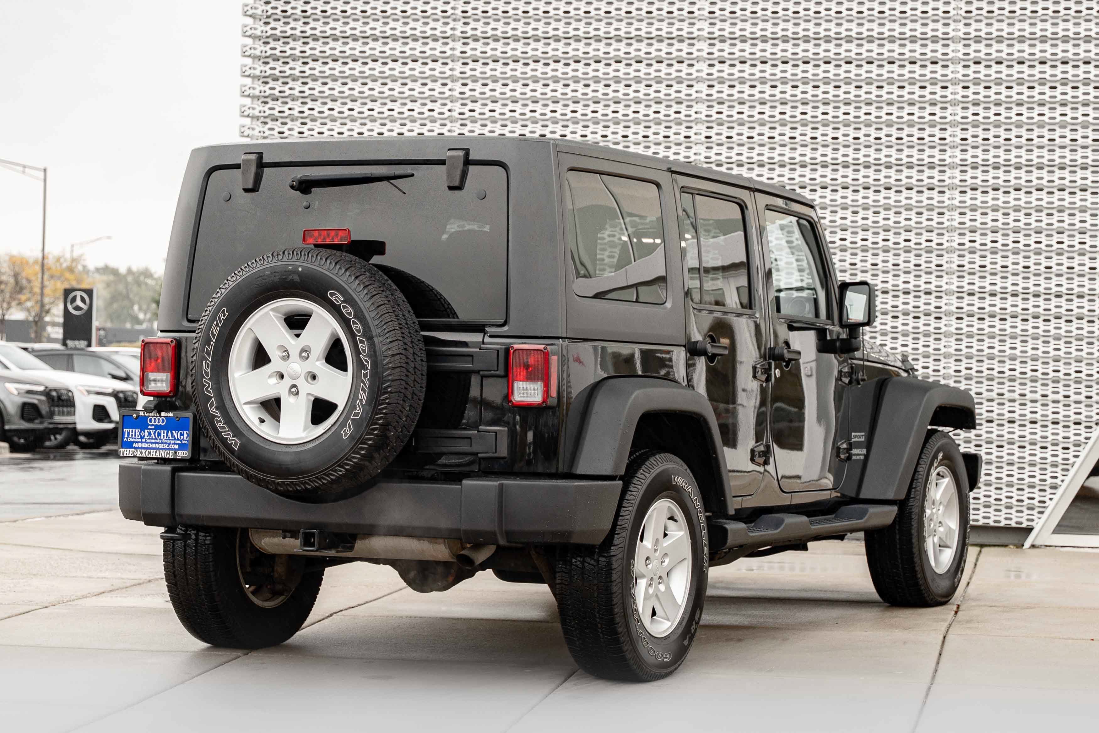 Used 2017 Black Clearcoat Jeep Sport image 4