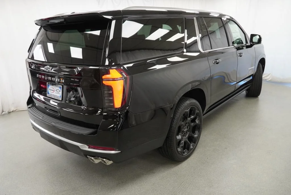 New 2026 Black Chevrolet High Country image 3