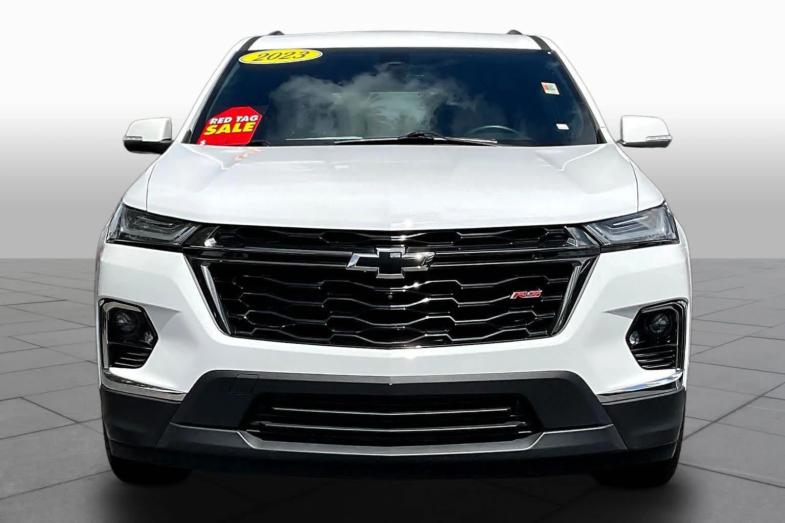 Used 2023 Summit White Chevrolet RS image 4