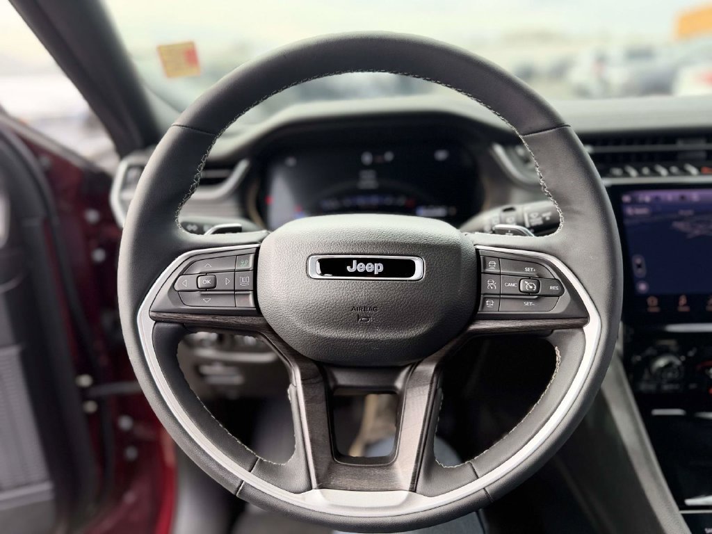 Used 2025 Red Jeep Limited image 28
