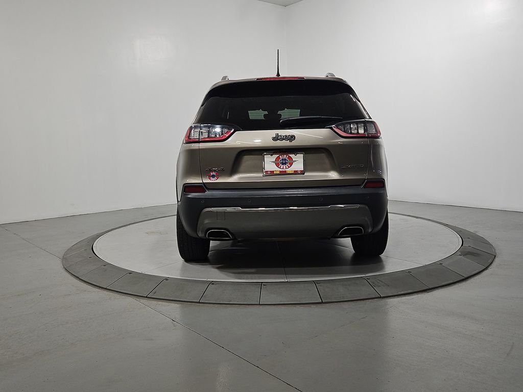 Used 2019 Beige Jeep Limited image 4