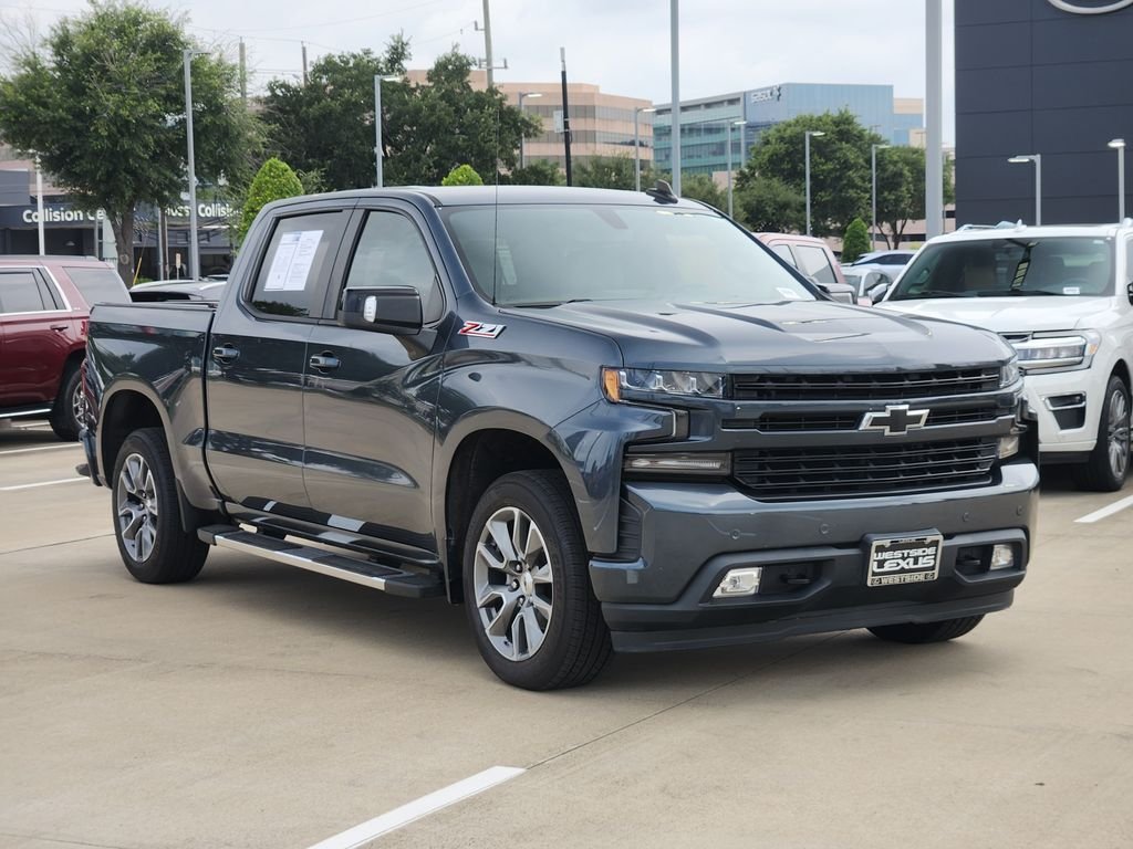 Used 2019 Shadow Gray Metallic Chevrolet RST image 3