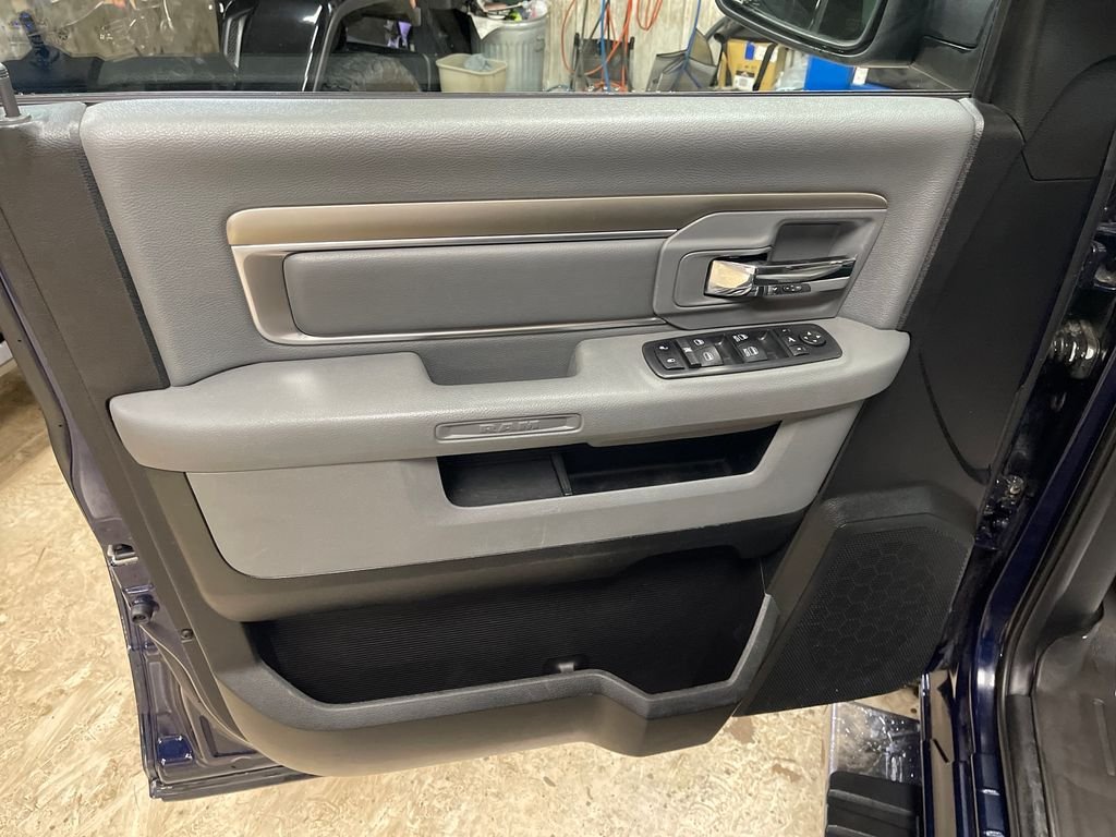 Used 2017 Blue Ram SLT image 15