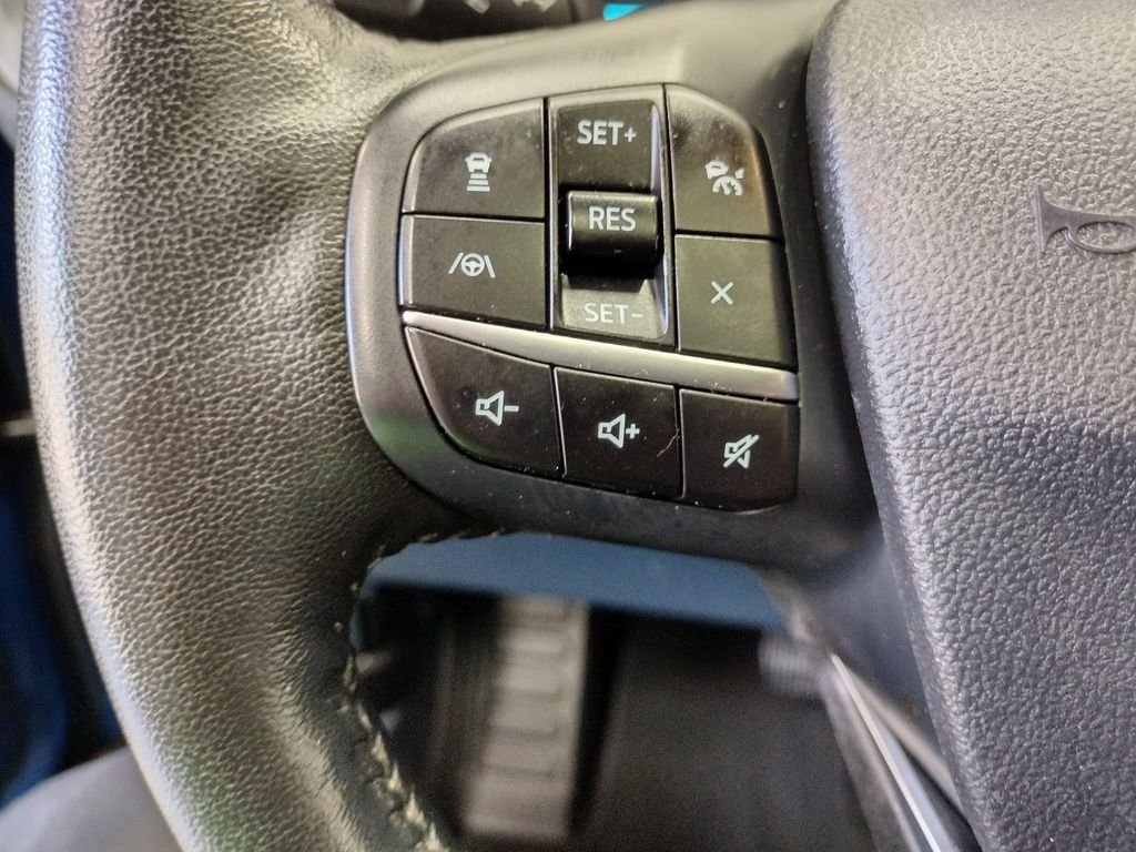 Used 2022 Blue Metallic Ford Lariat image 30
