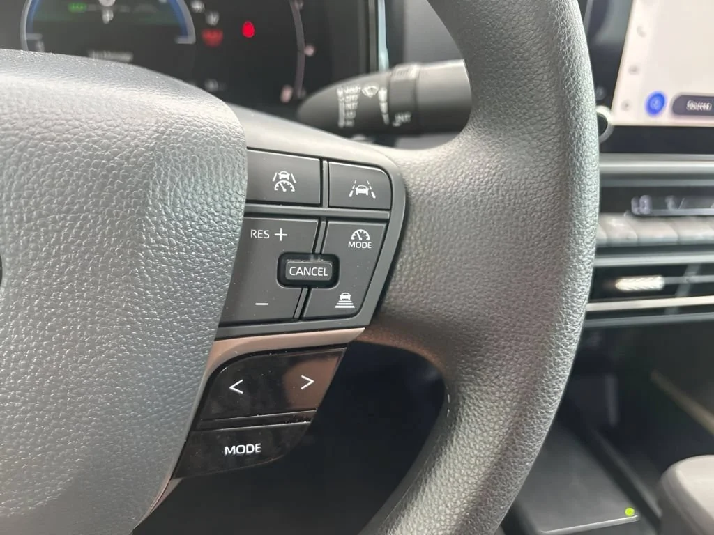 Used 2026 Underground Toyota LE image 22