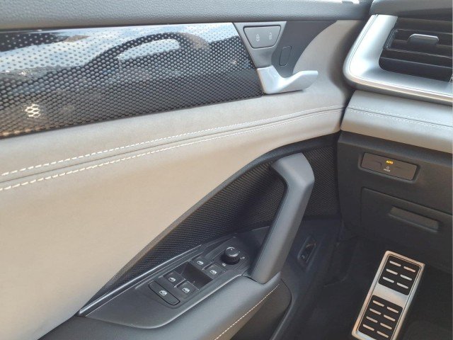 New 2026 Platinum Gray Metallic Volkswagen SE R-Line Black 4Motion image 24