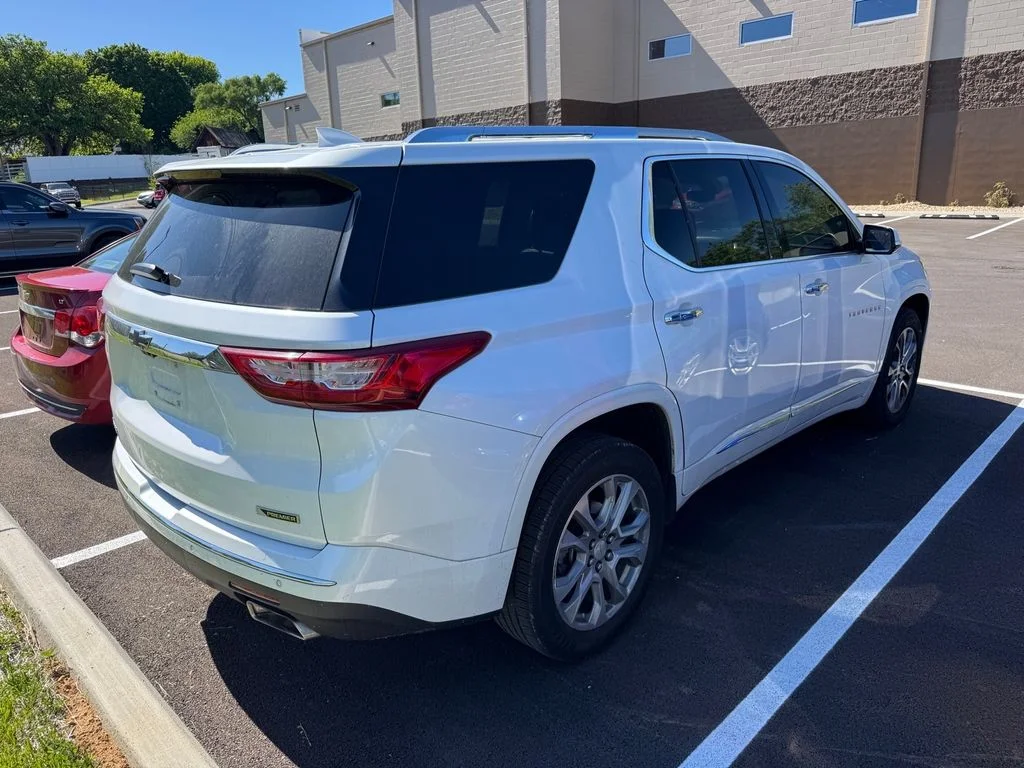 Used 2018 Beige Chevrolet Premier image 13