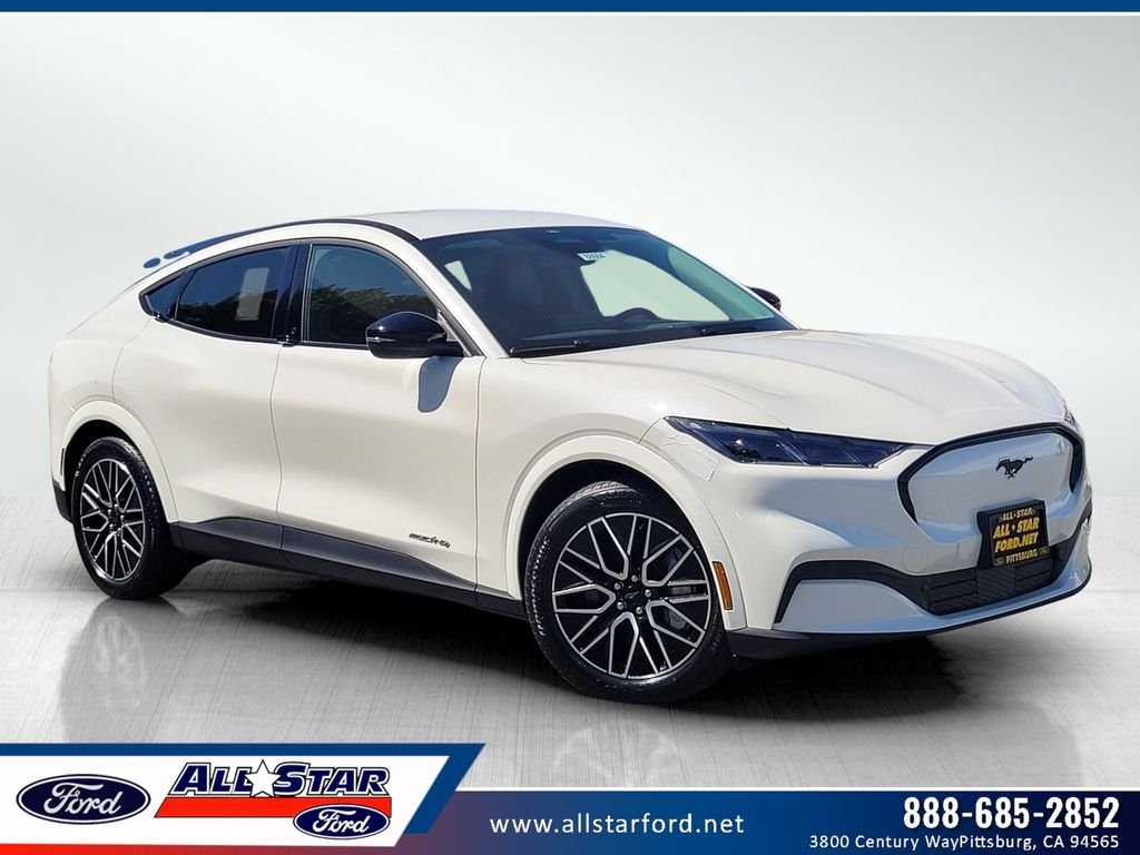 New 2026 Star White Metallic Tri-coat Ford Premium image 1