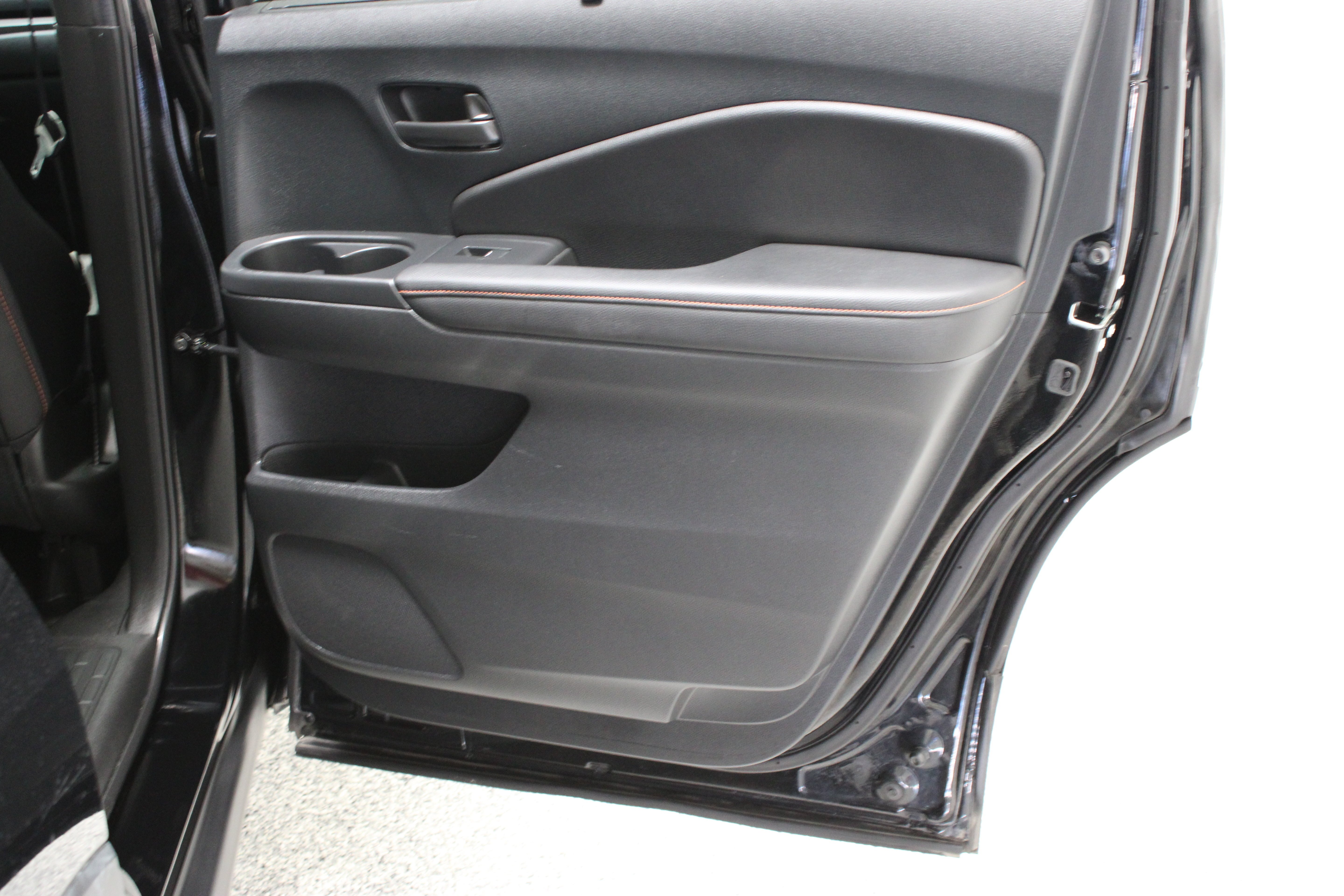 Used 2022 Black Honda TrailSport 3.5L image 35