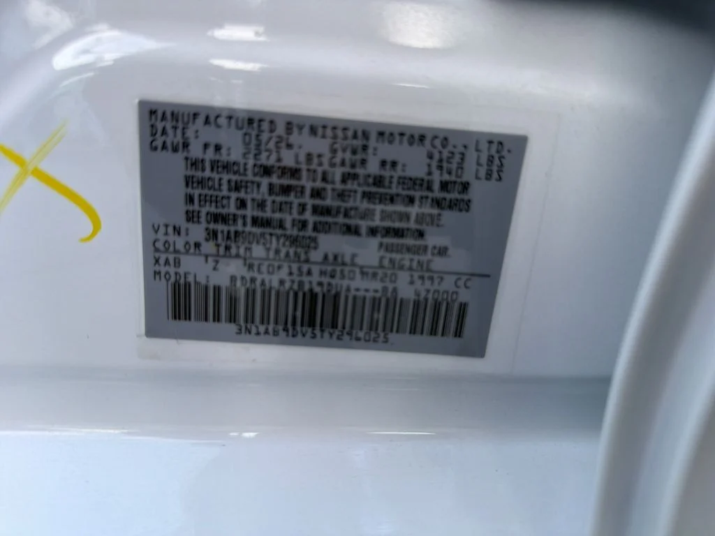 New 2026 Aspen White TriCoat / Super Black Two-tone Nissan SR image 30