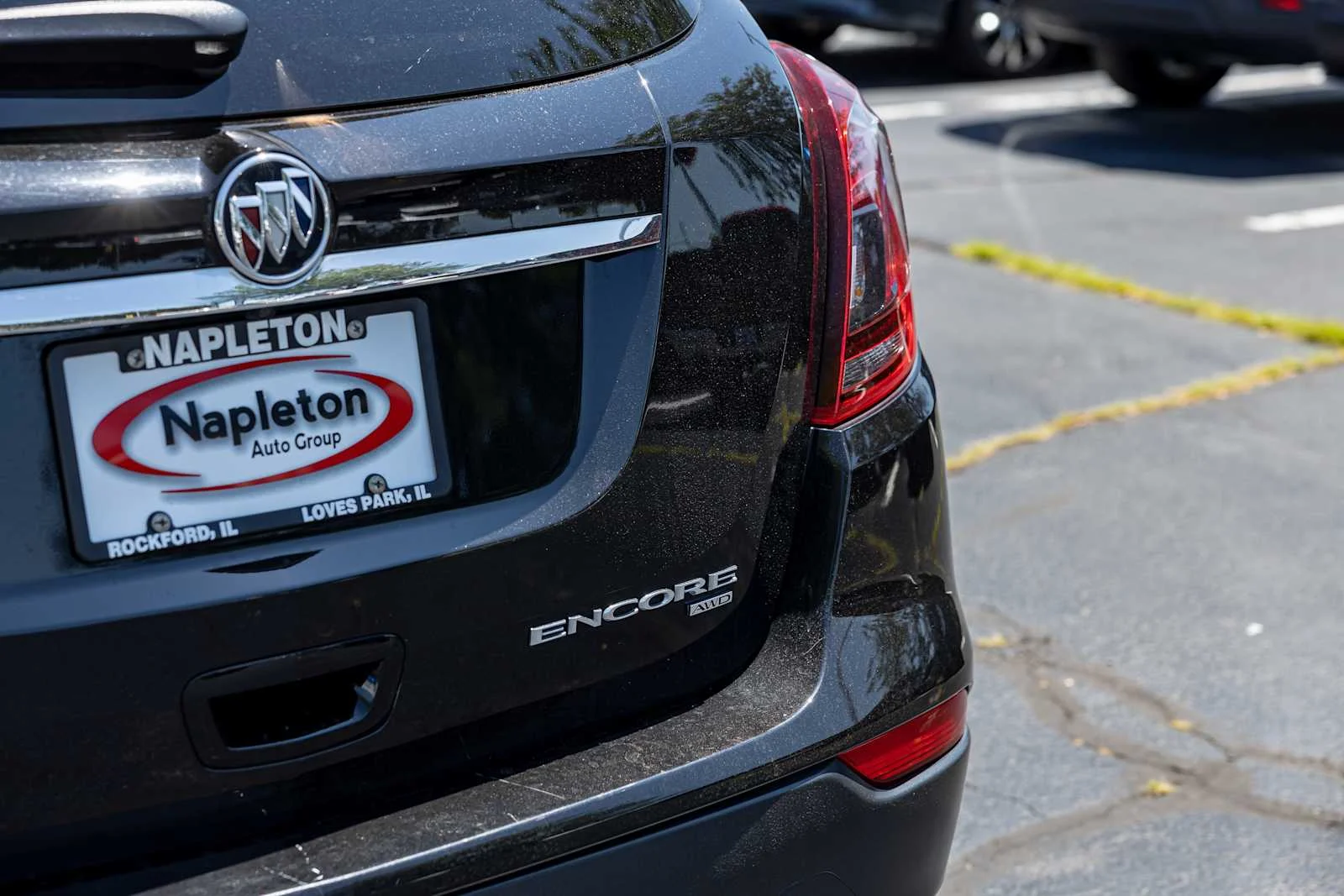 Used 2019 Ebony Twilight Metallic Buick Sport Touring image 31