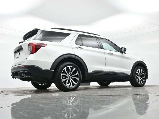 Used 2020 Star White Metallic Tri-coat Ford ST image 30