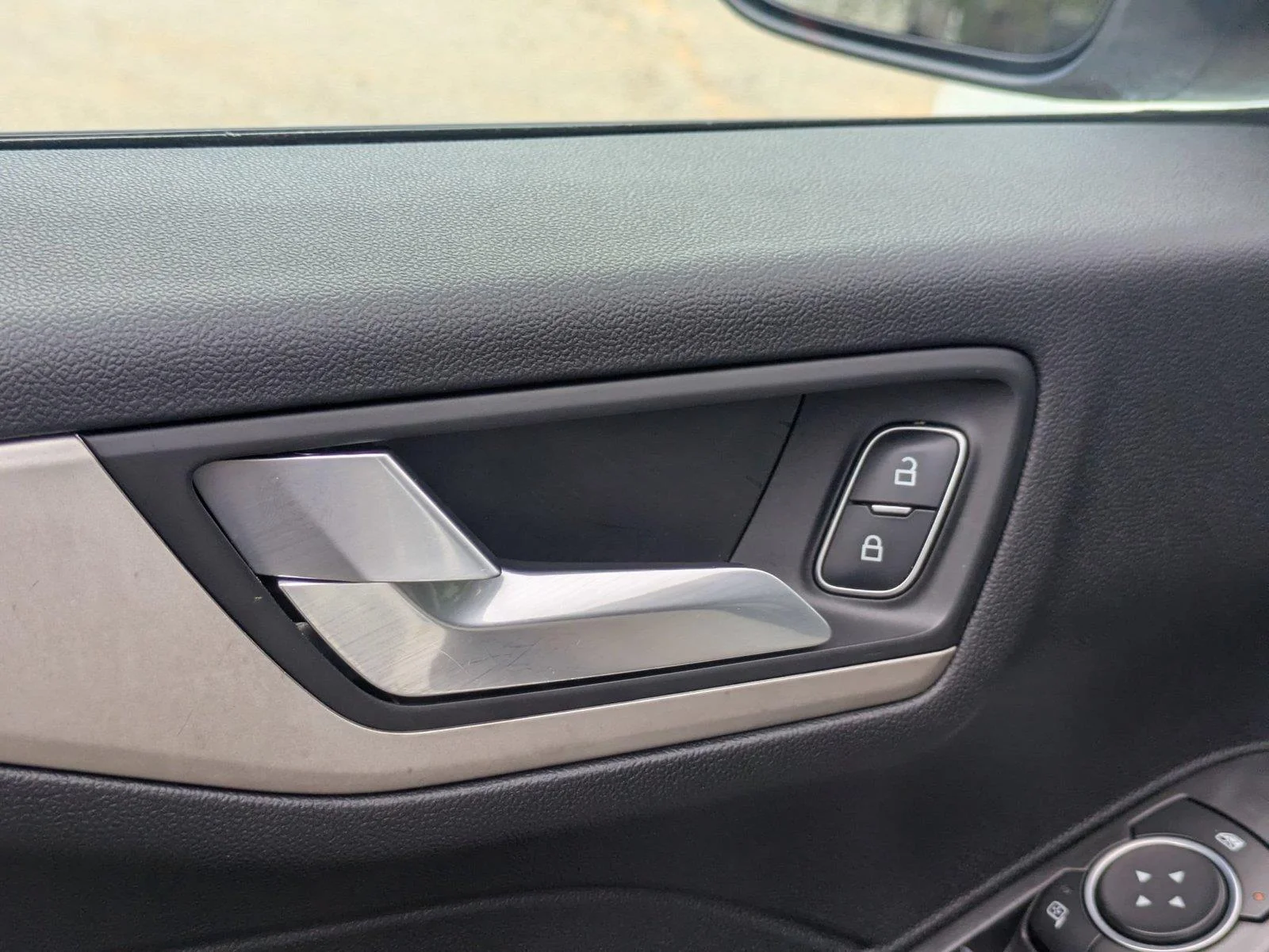 Used 2021 Star White Metallic Tri-Coat FORD  image 13