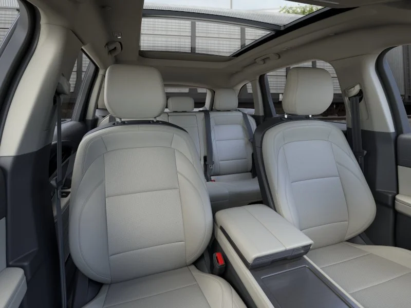 New 2026 Whisper Blue Metallic Clearcoat Lincoln Premiere image 10