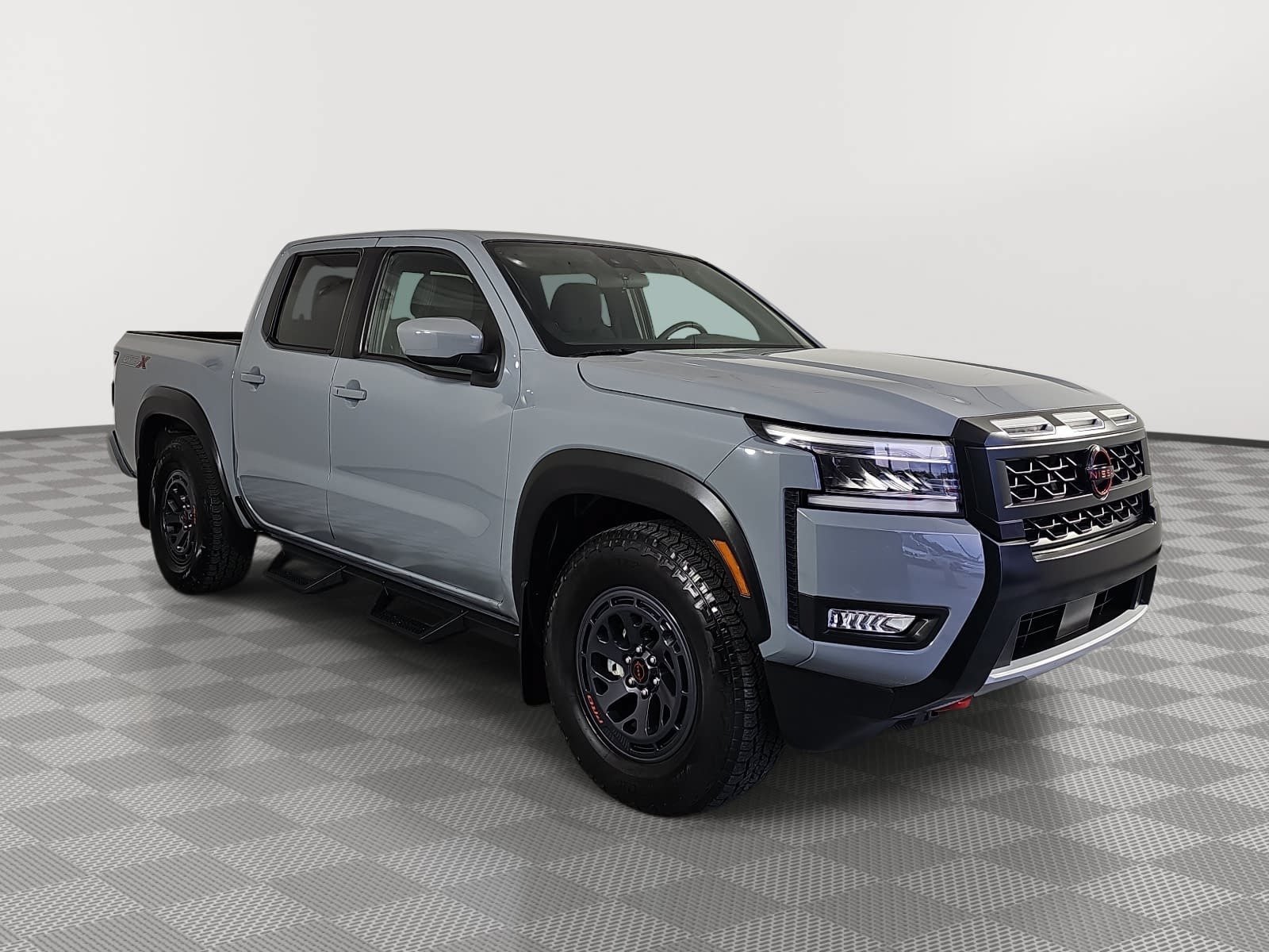 Used 2025 Gray Nissan PRO-X image 2