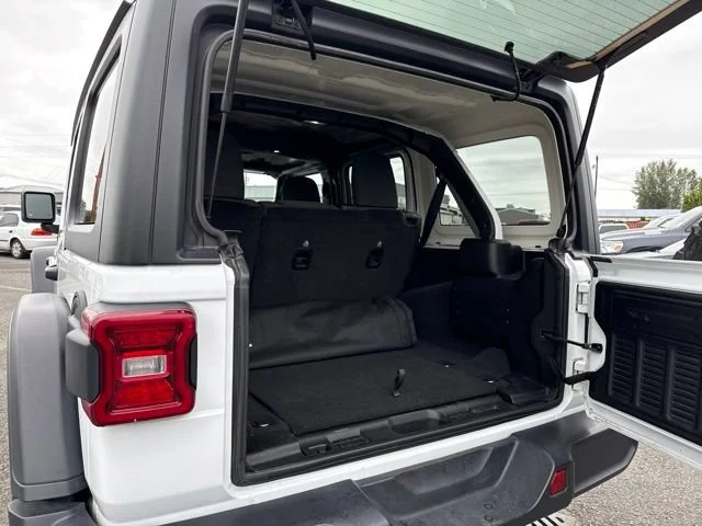 Used 2025 Bright White Clearcoat Jeep Rubicon image 17