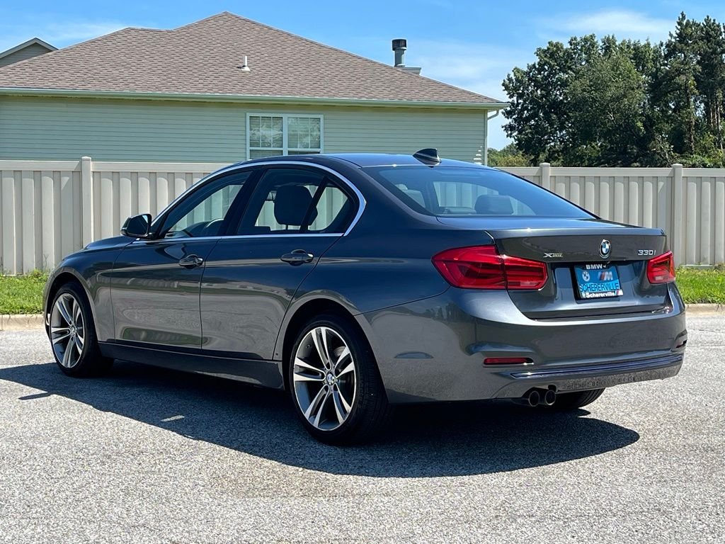 Used 2018 Mineral Grey Metallic BMW 330i xDrive image 5
