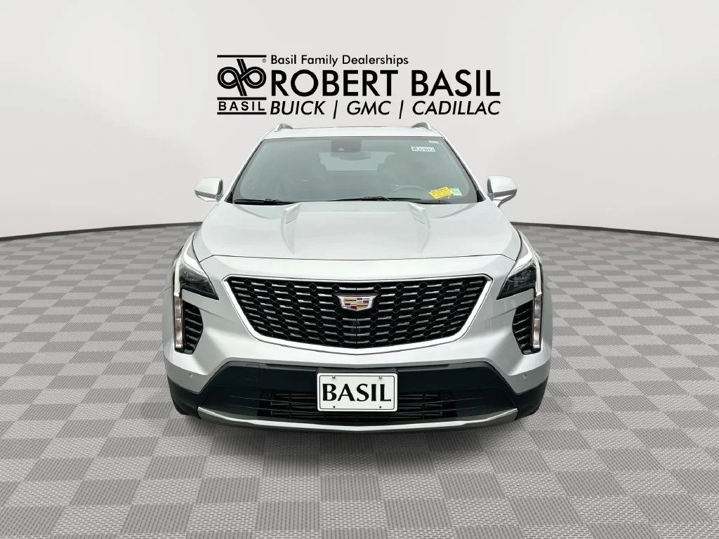 Used 2019 RADIANT SILVER METALLIC Cadillac AWD Premium Luxury image 3