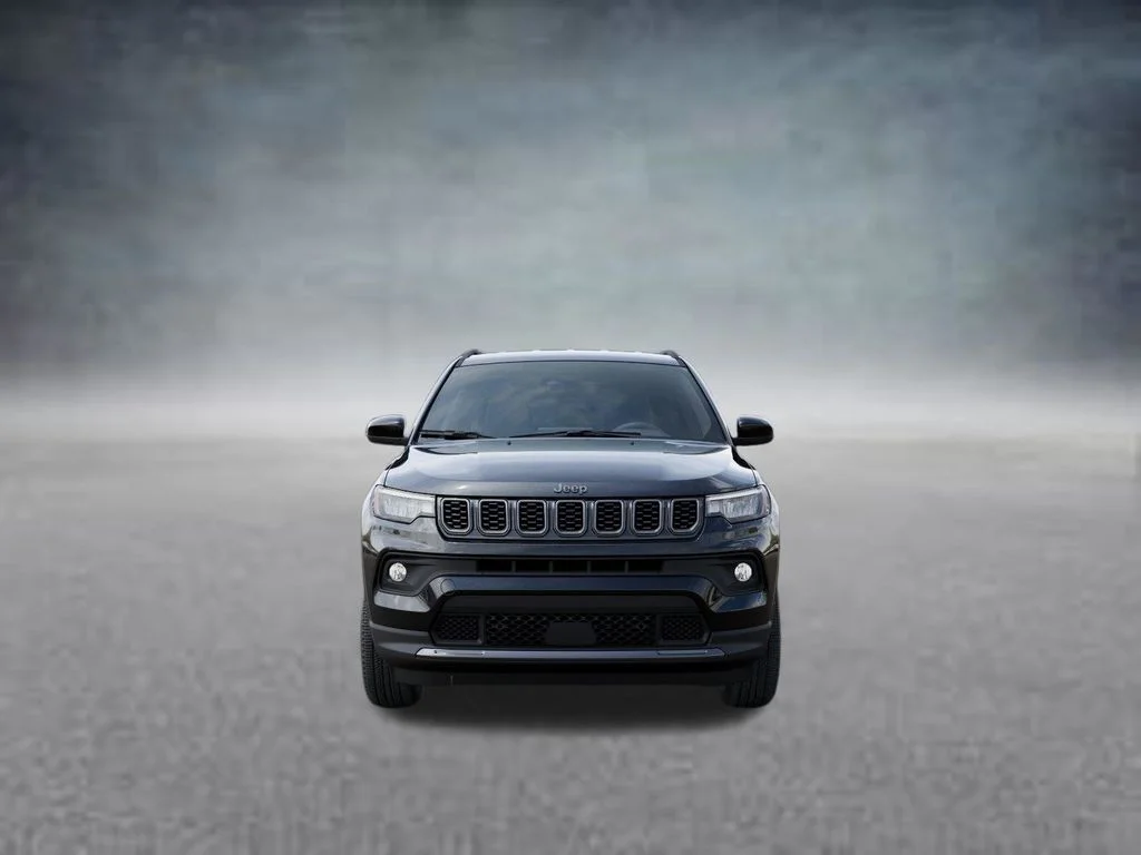 New 2026 Diamond Black Crystal Pearlcoat Jeep Latitude image 6